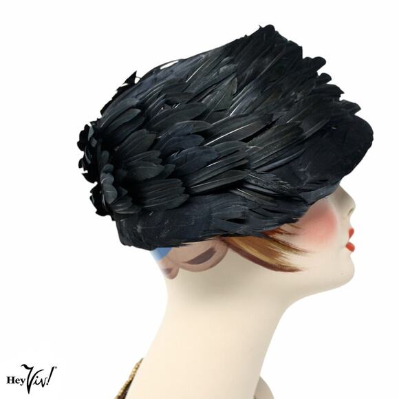 Vintage Black Feather Cloche Hat Cocktail Party Dramatic Elegant Design -Hey Viv - Picture 2 of 7